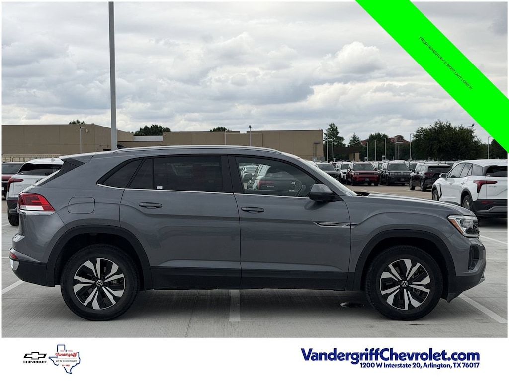 Used 2024 Volkswagen Atlas Cross Sport 2.0T SE SUV