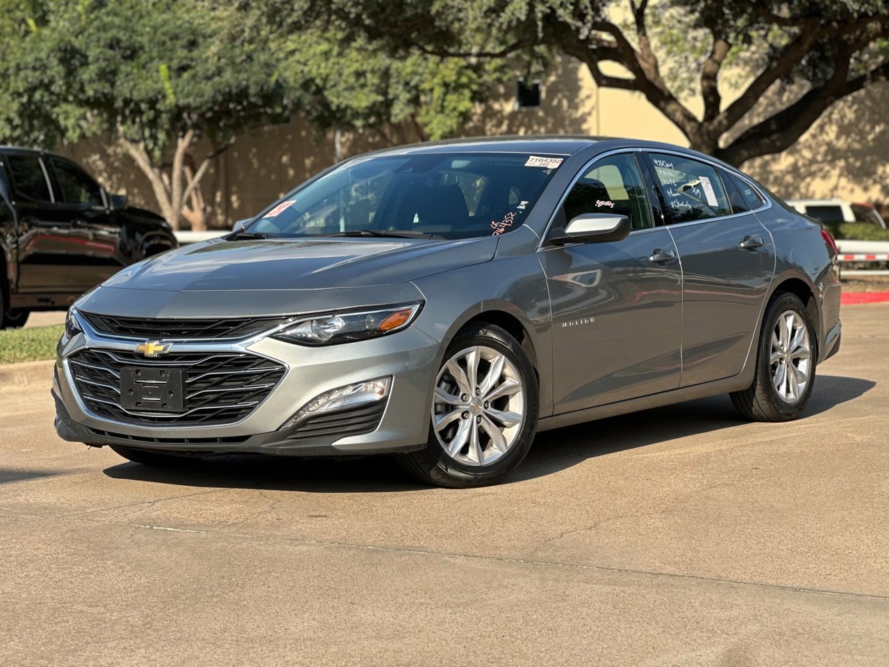 2023 Chevrolet Malibu 1LT photo 3