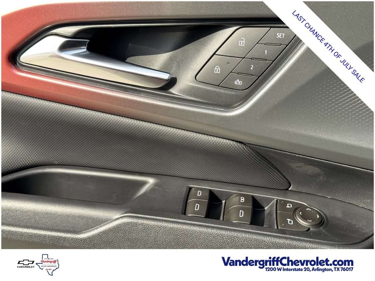 2026 Chevrolet Equinox EV RS - Photo 18