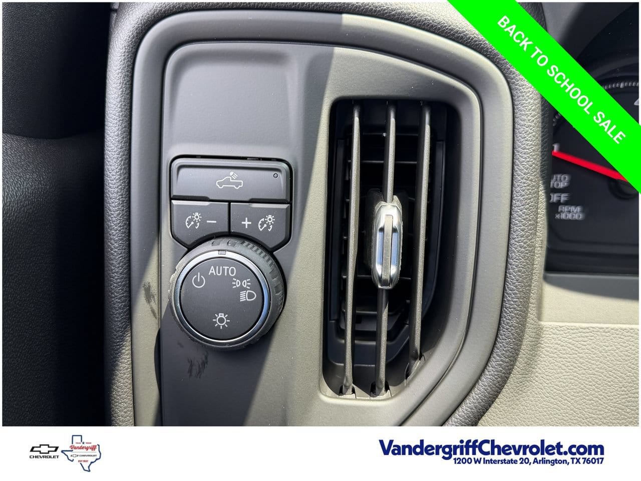 2026 Chevrolet Silverado 1500 Custom - Photo 21