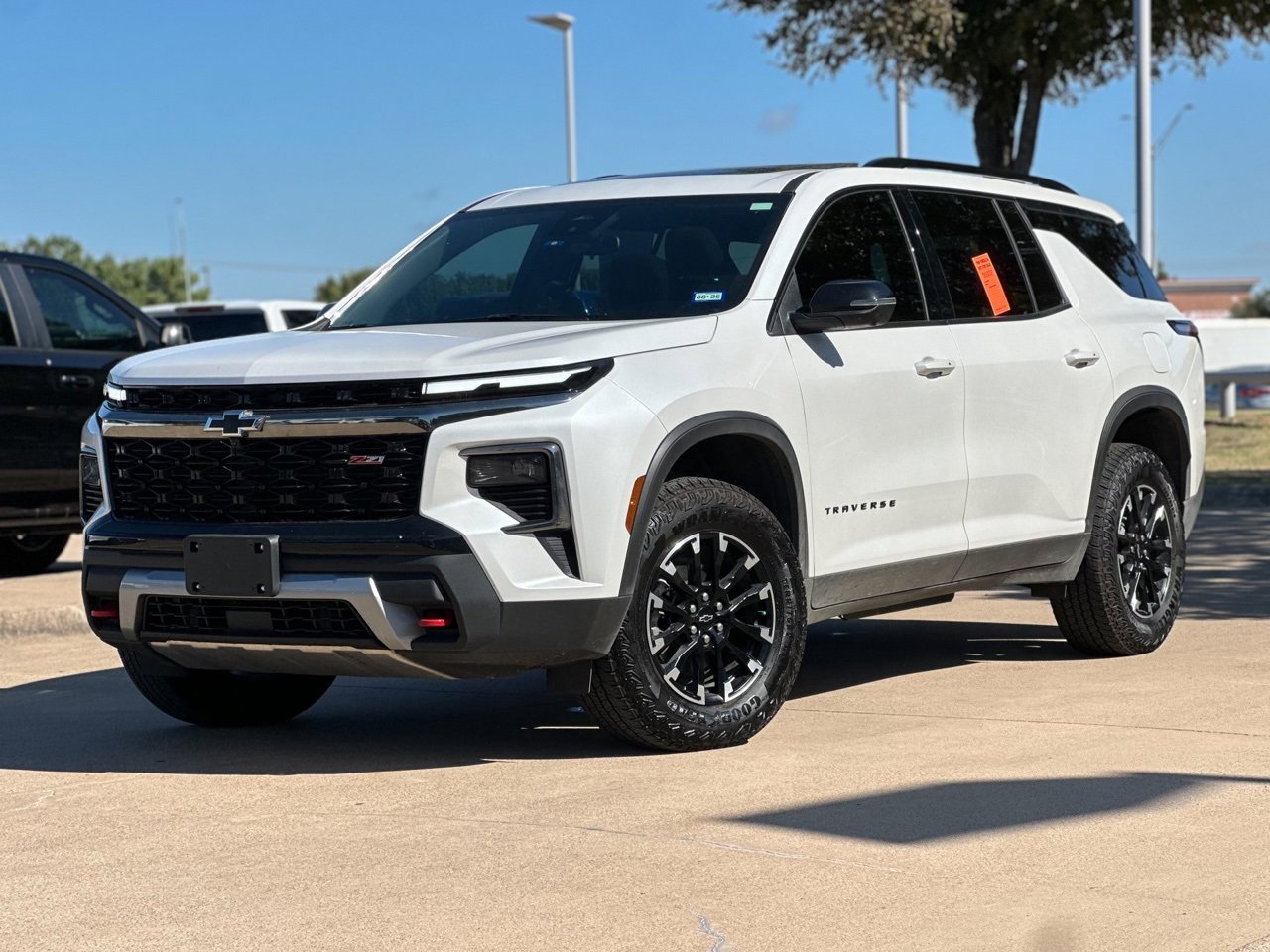 2024 Chevrolet Traverse Z71 photo 3