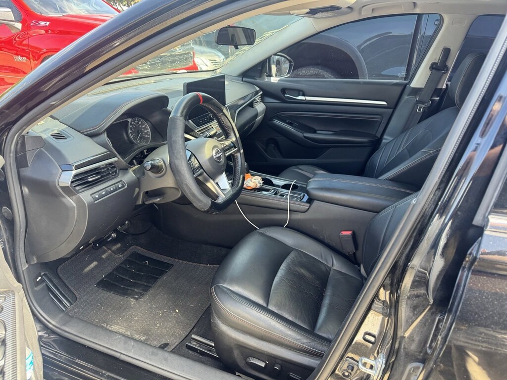 Used 2023 Nissan Altima 2.0 SR Sedan