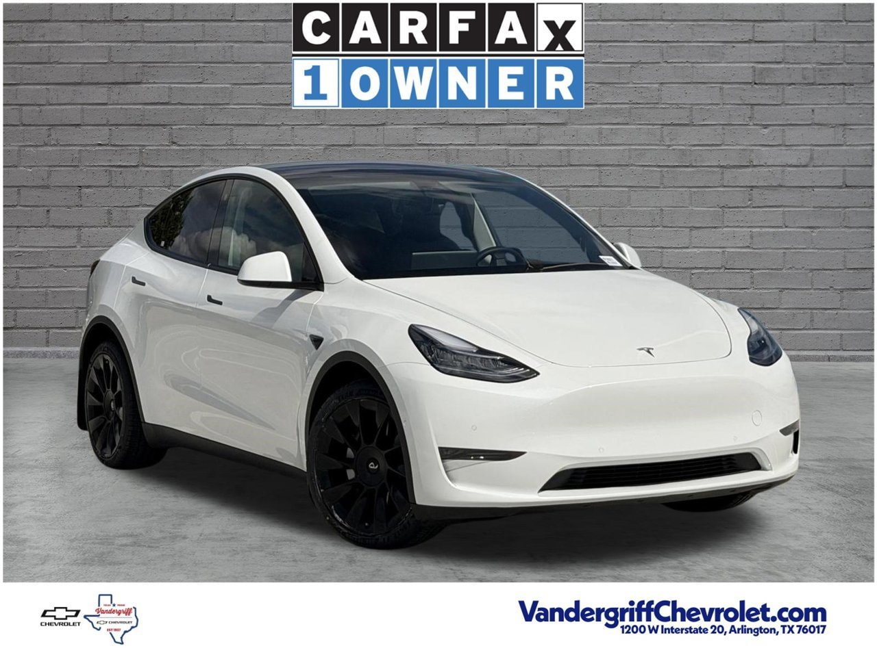Used 2021 Tesla Model Y Long Range with VIN 5YJYGDEE1MF090678 for sale in Arlington, TX