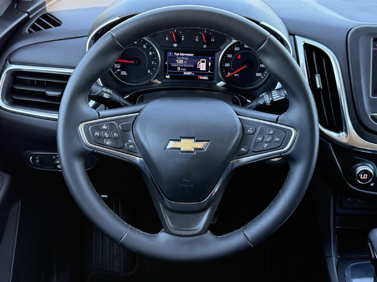 2024 Chevrolet Equinox LT - Photo 12