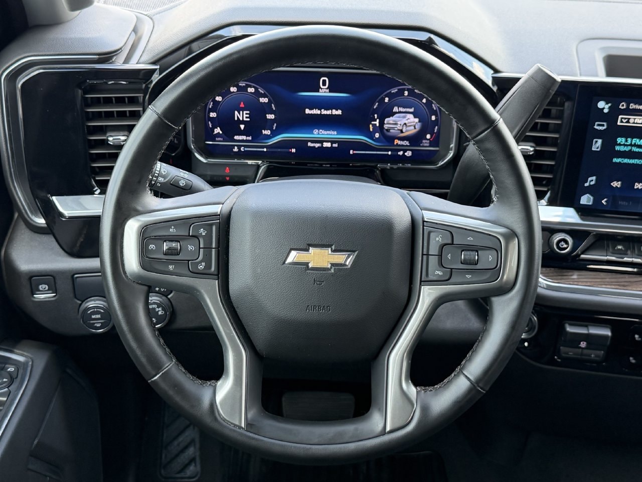 2024 Chevrolet Silverado 1500 LT - Photo 11