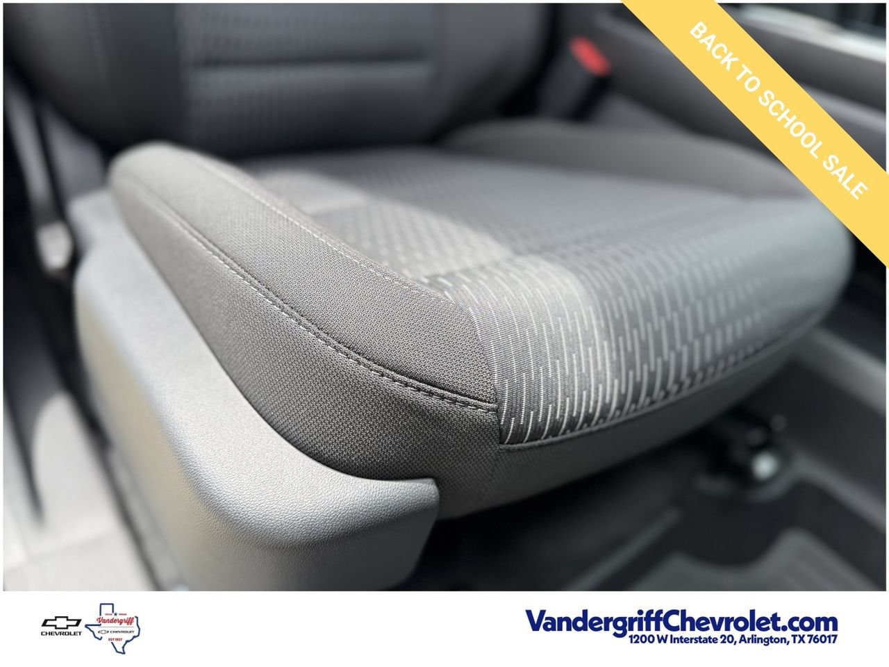 2027 Chevrolet Equinox LT - Photo 24
