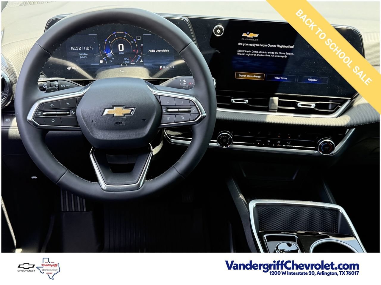 2027 Chevrolet Equinox LT - Photo 11