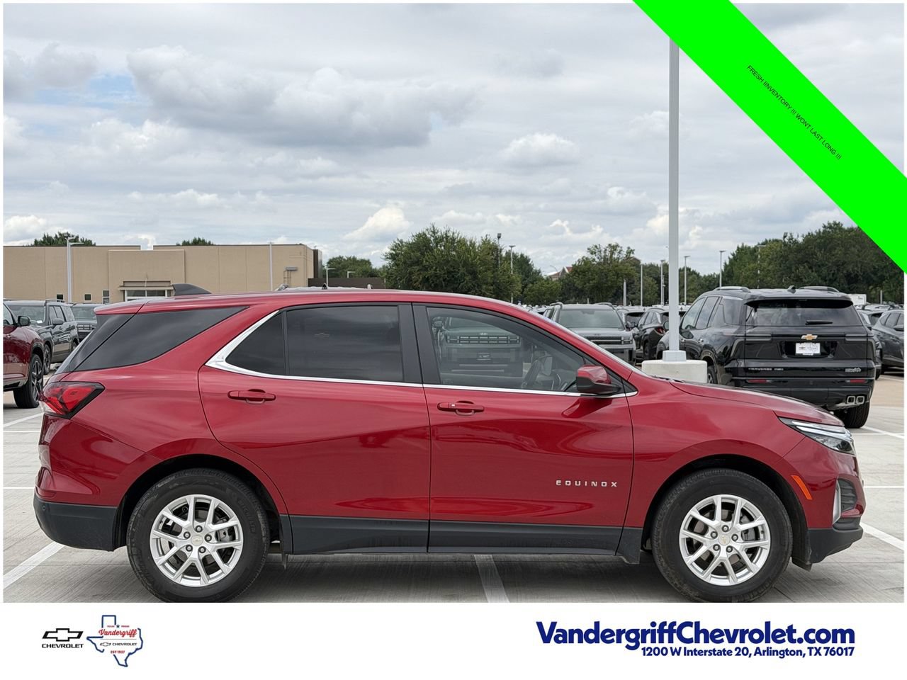 2024 Chevrolet Equinox LT - Photo 3