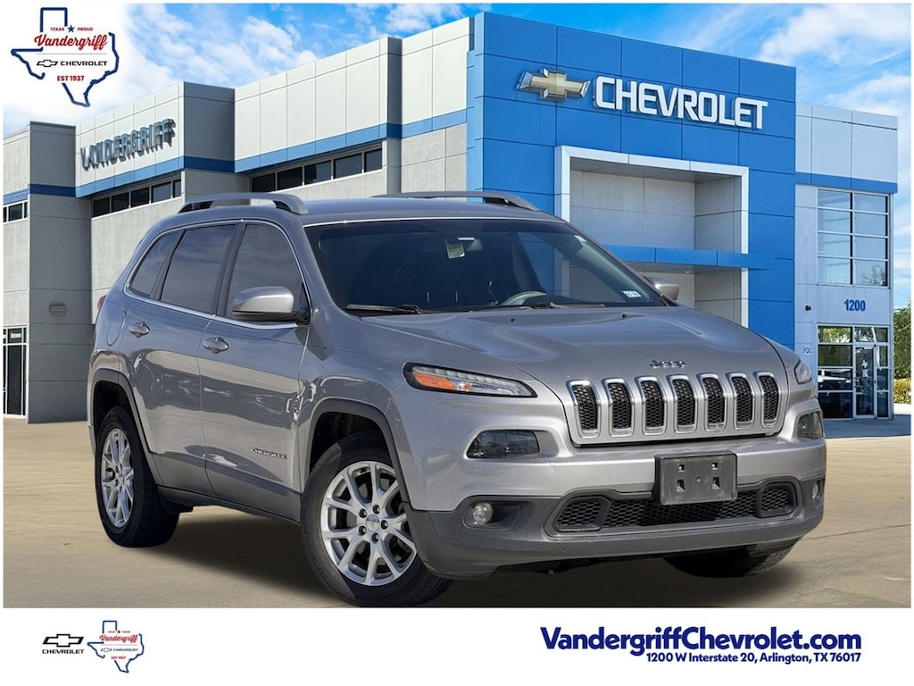 Used 2017 Jeep Cherokee Latitude SUV
