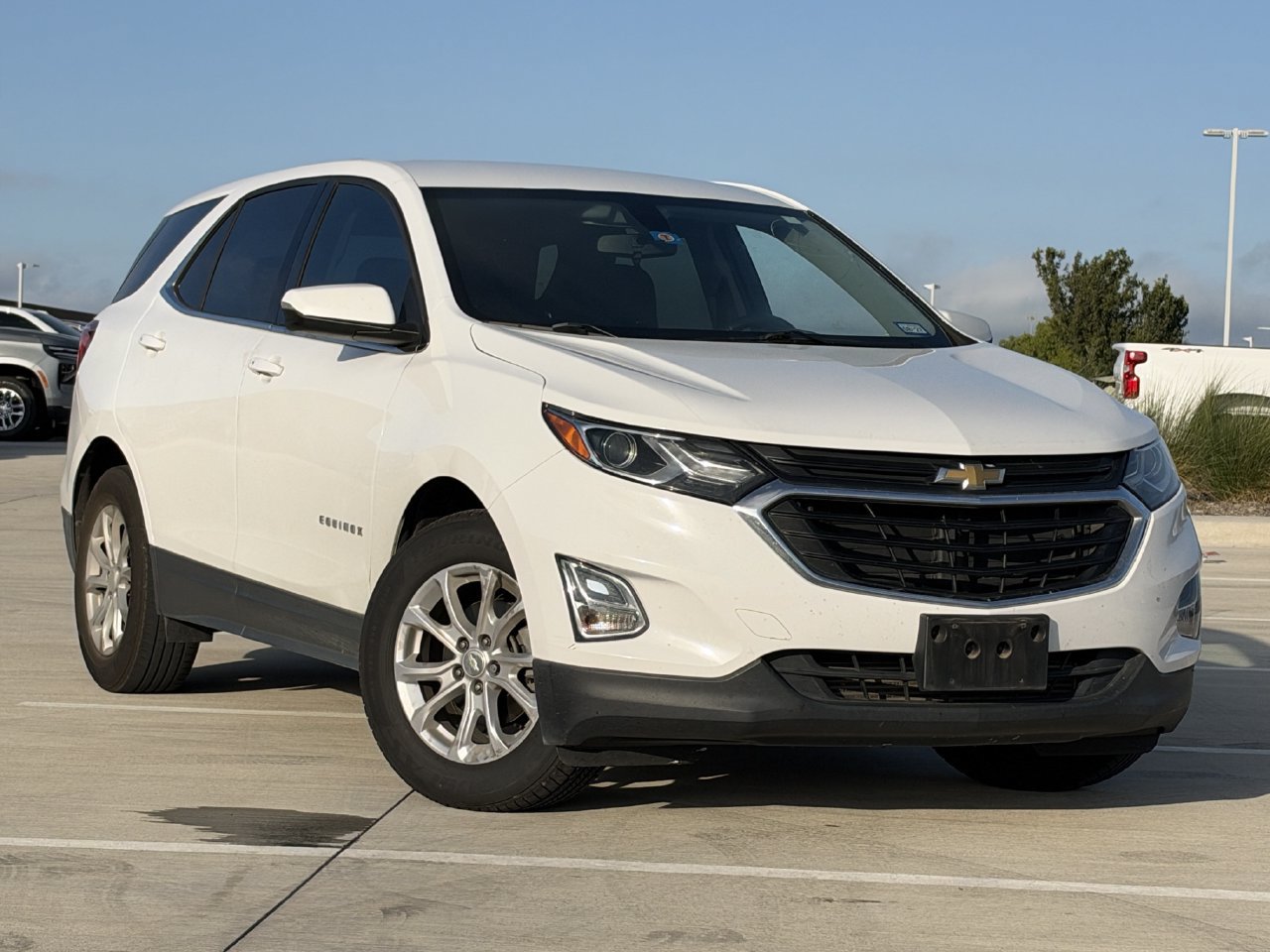 Used 2019 Chevrolet Equinox LT with VIN 3GNAXKEV6KS674883 for sale in Arlington, TX