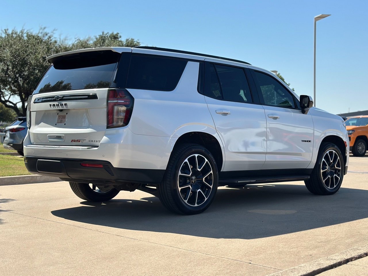 2023 Chevrolet Tahoe RST photo 2