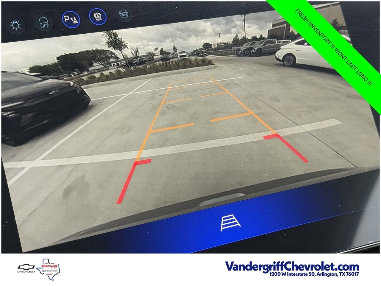 2027 Chevrolet Bolt LT - Photo 16