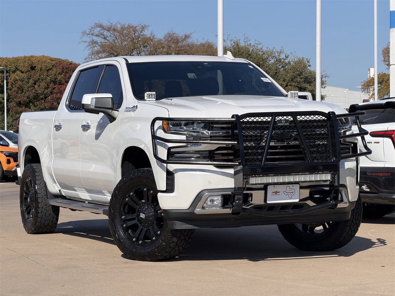 2020 Chevrolet Silverado 1500 High Country photo 2