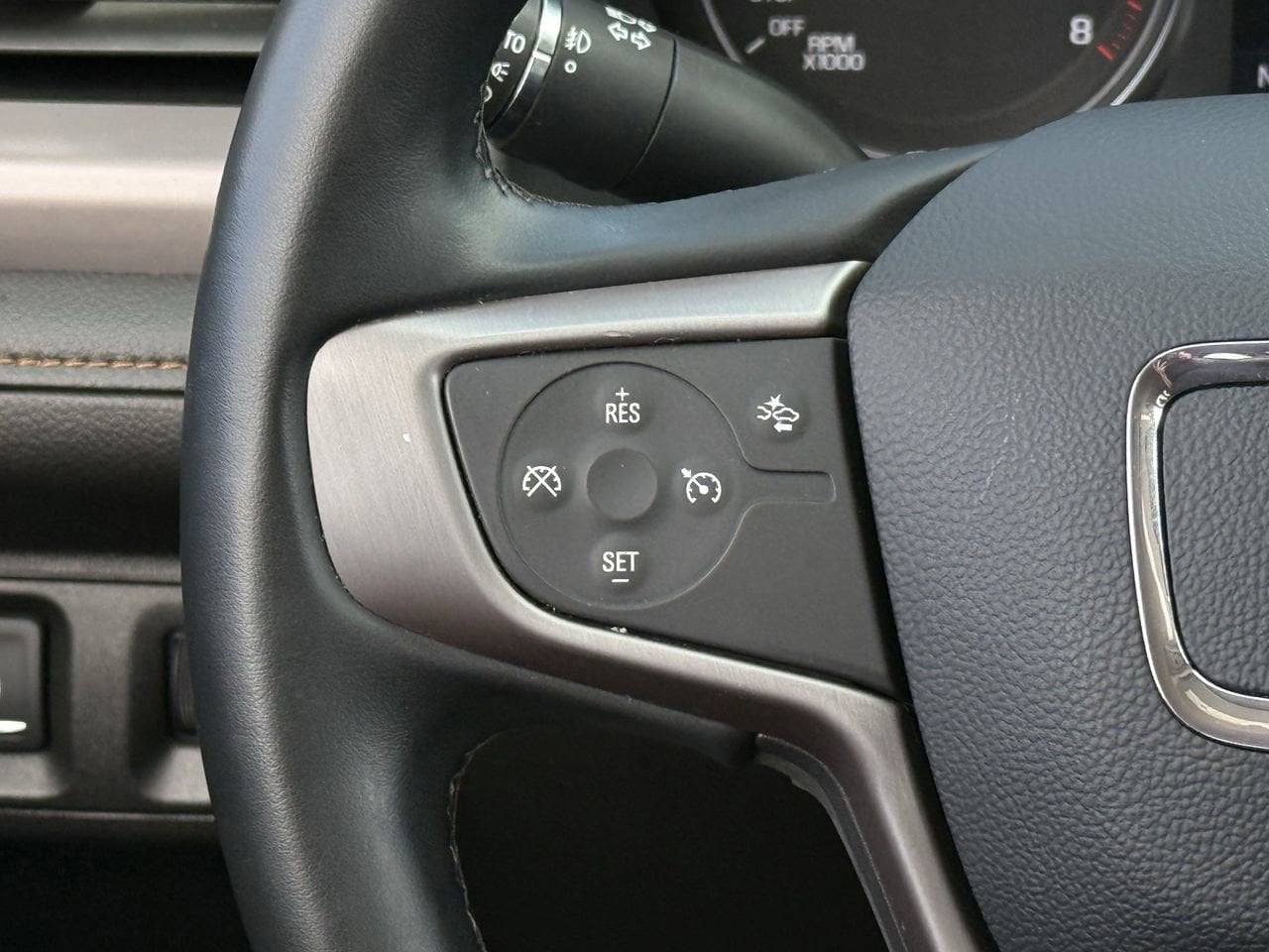 2023 GMC Acadia AT4 - Photo 13