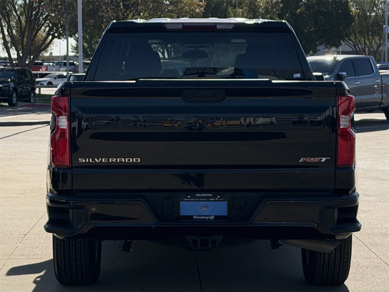 2025 Chevrolet Silverado 1500 RST photo 3