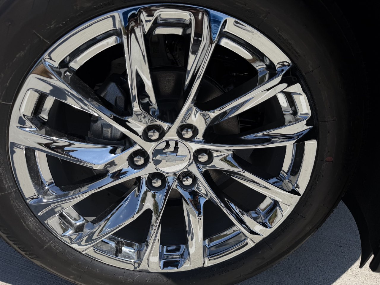 2026 Chevrolet Tahoe LT - Photo 8