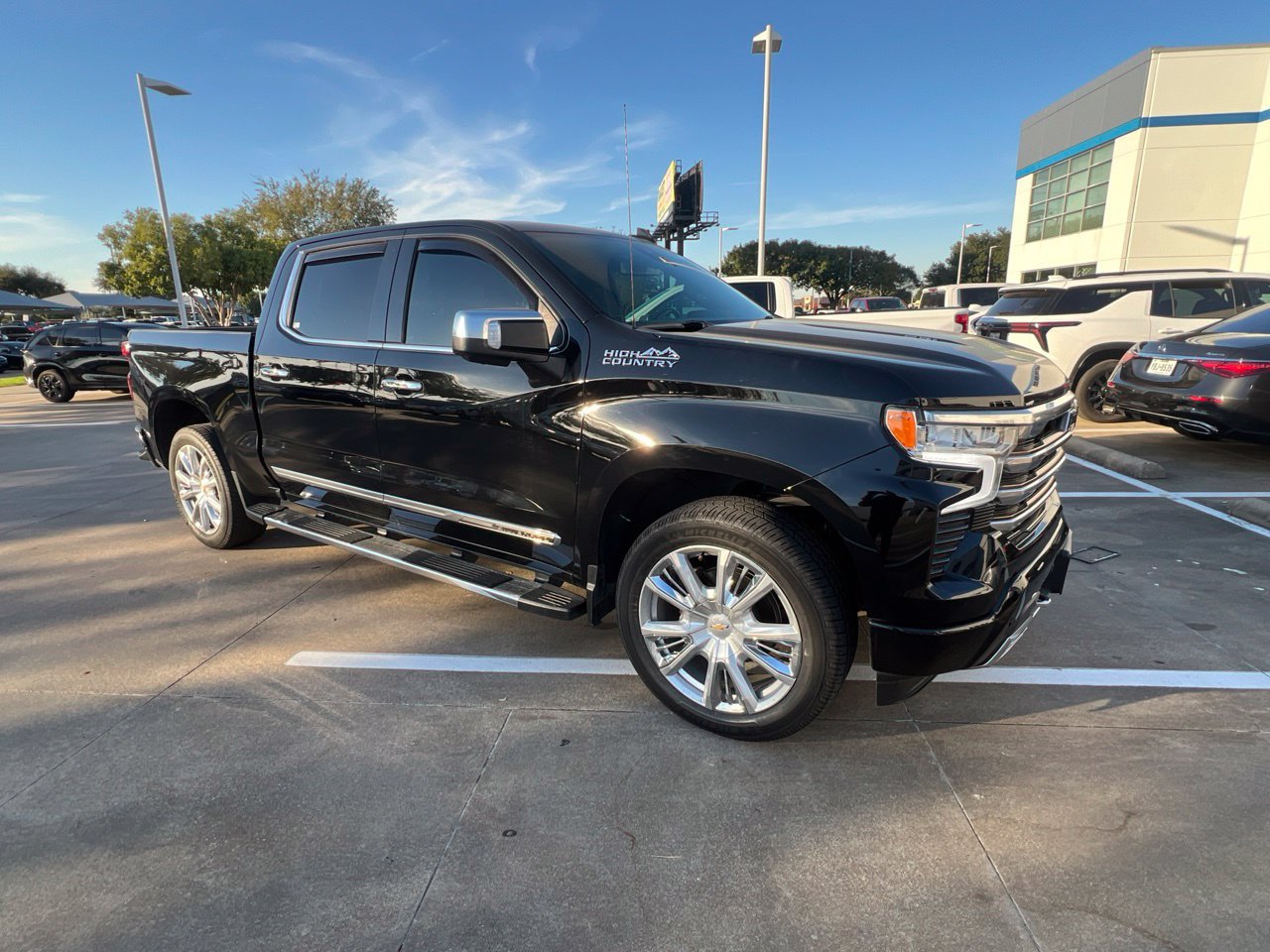 2022 Chevrolet Silverado 1500 Truck Crew Cab 