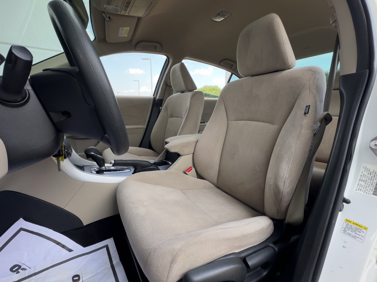 2013 Honda Accord LX photo 3