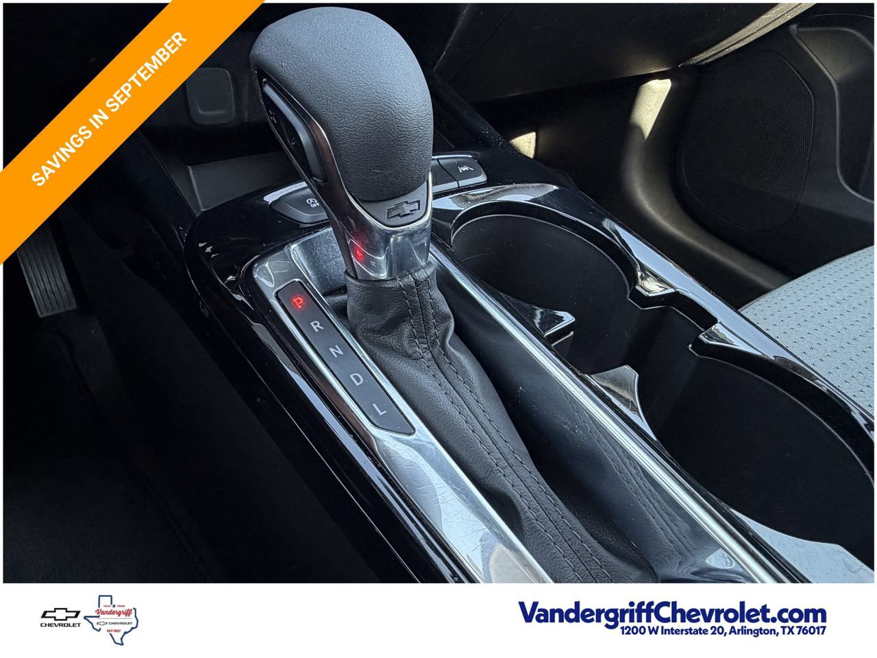 2025 Chevrolet Trax LT - Photo 18
