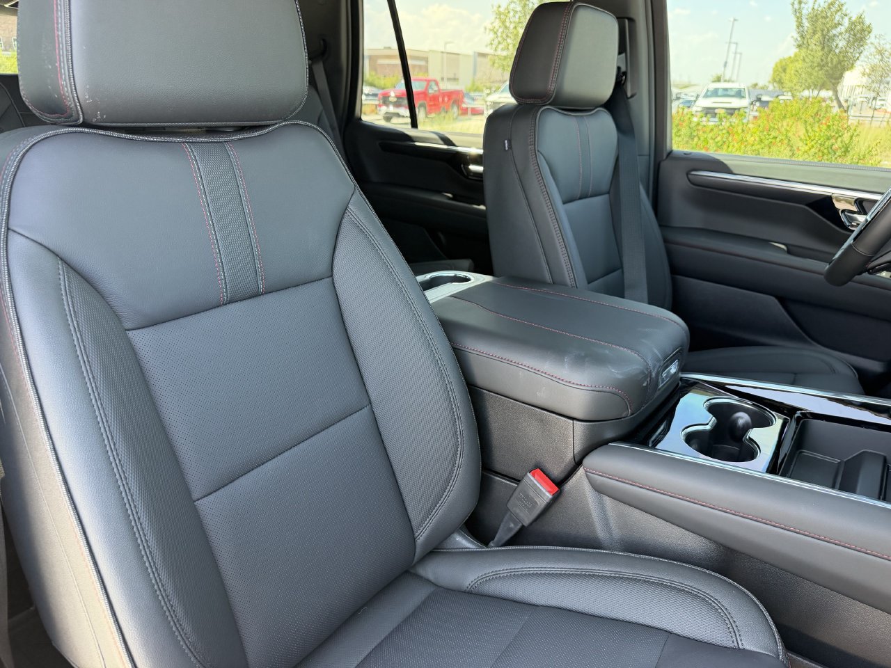 2026 Chevrolet Tahoe RST - Photo 25
