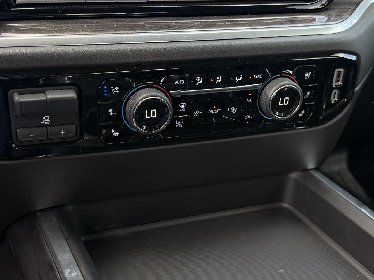 2026 Chevrolet Silverado 2500HD LTZ - Photo 20