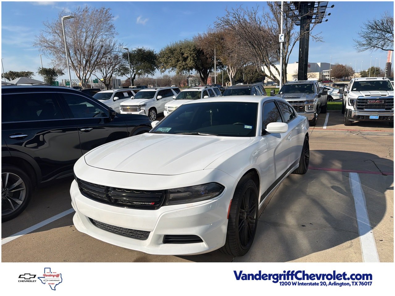 2018 Dodge Charger SXT's photo