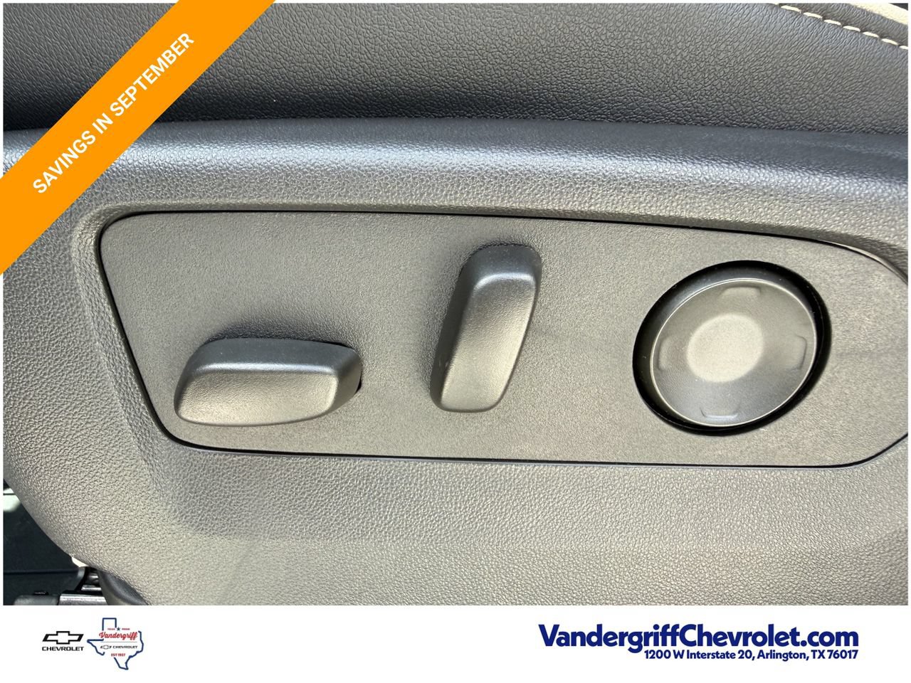 2026 Chevrolet Suburban Premier - Photo 24