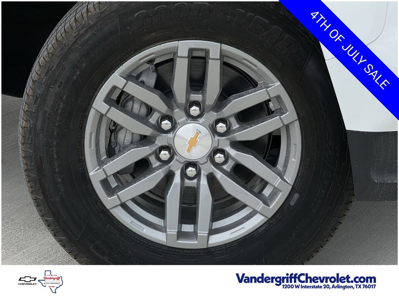 2026 Chevrolet Colorado LT - Photo 8