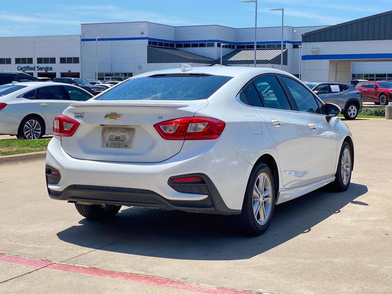 Used 2016 Chevrolet Cruze LT with VIN 1G1BE5SMXG7322033 for sale in Arlington, TX