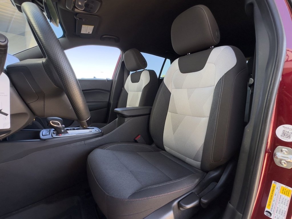 Used 2025 Chevrolet Trax 1RS SUV
