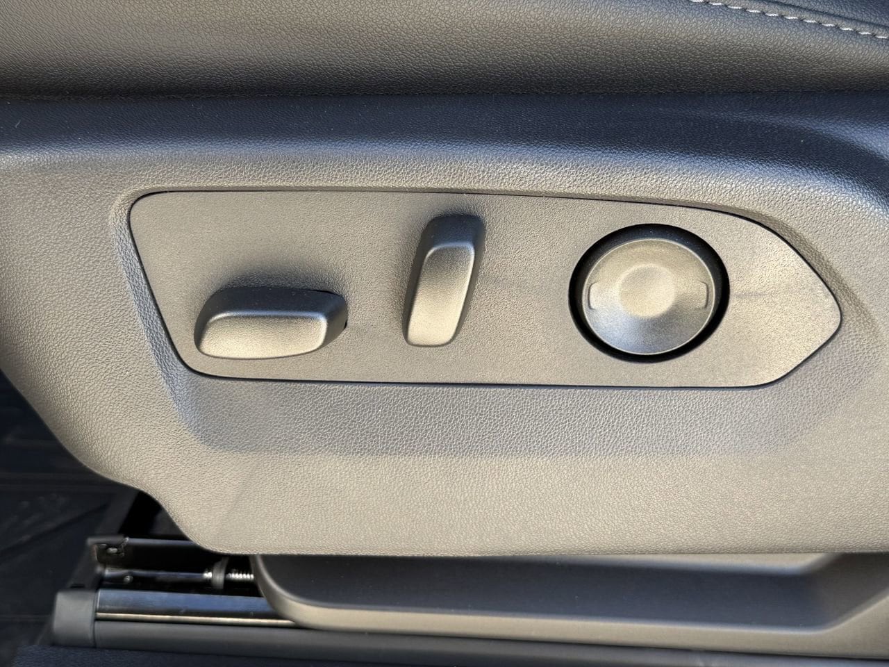 2026 Chevrolet Silverado 1500 LT - Photo 23