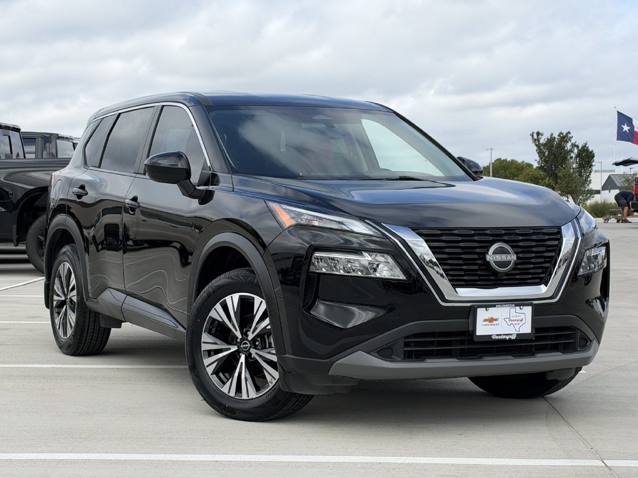 Used 2023 Nissan Rogue SV FWD SUV
