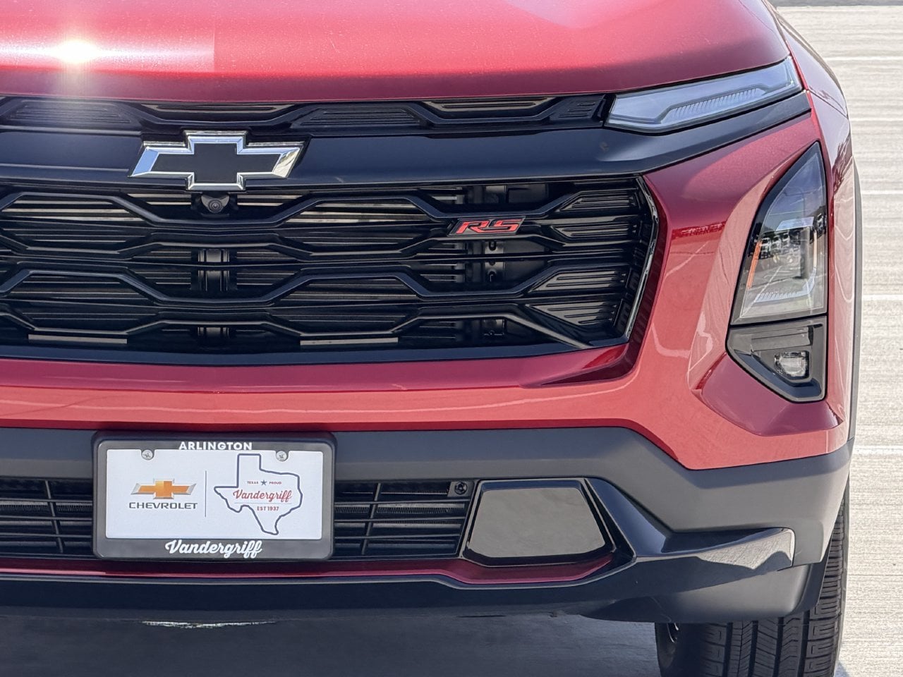 2027 Chevrolet Equinox RS - Photo 8
