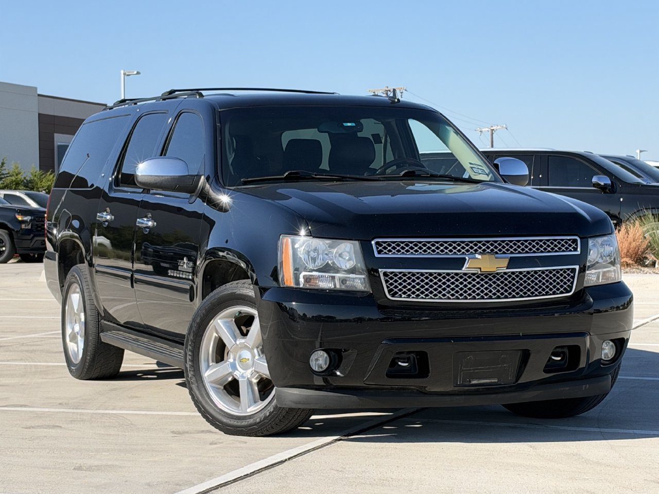 Used 2012 Chevrolet Suburban LT with VIN 1GNSCJE02CR253780 for sale in Arlington, TX