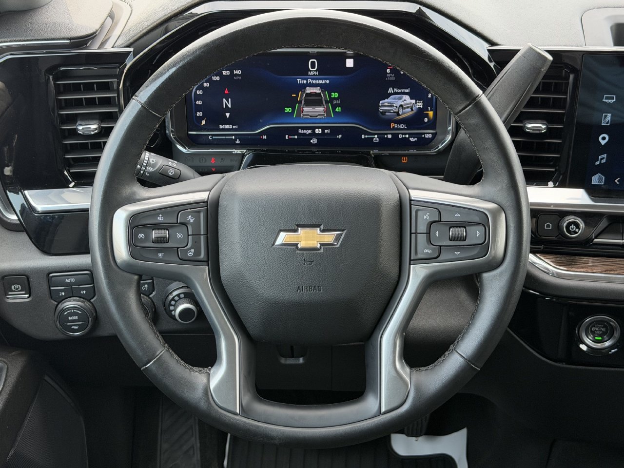 2023 Chevrolet Silverado 1500 LT - Photo 12