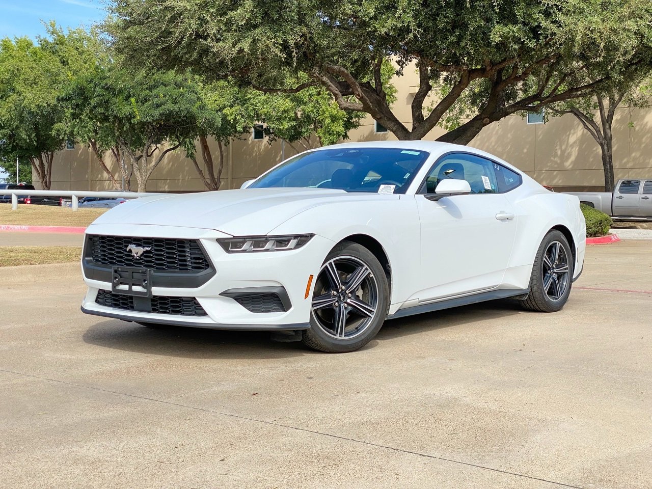 2024 Ford Mustang EcoBoost photo 2