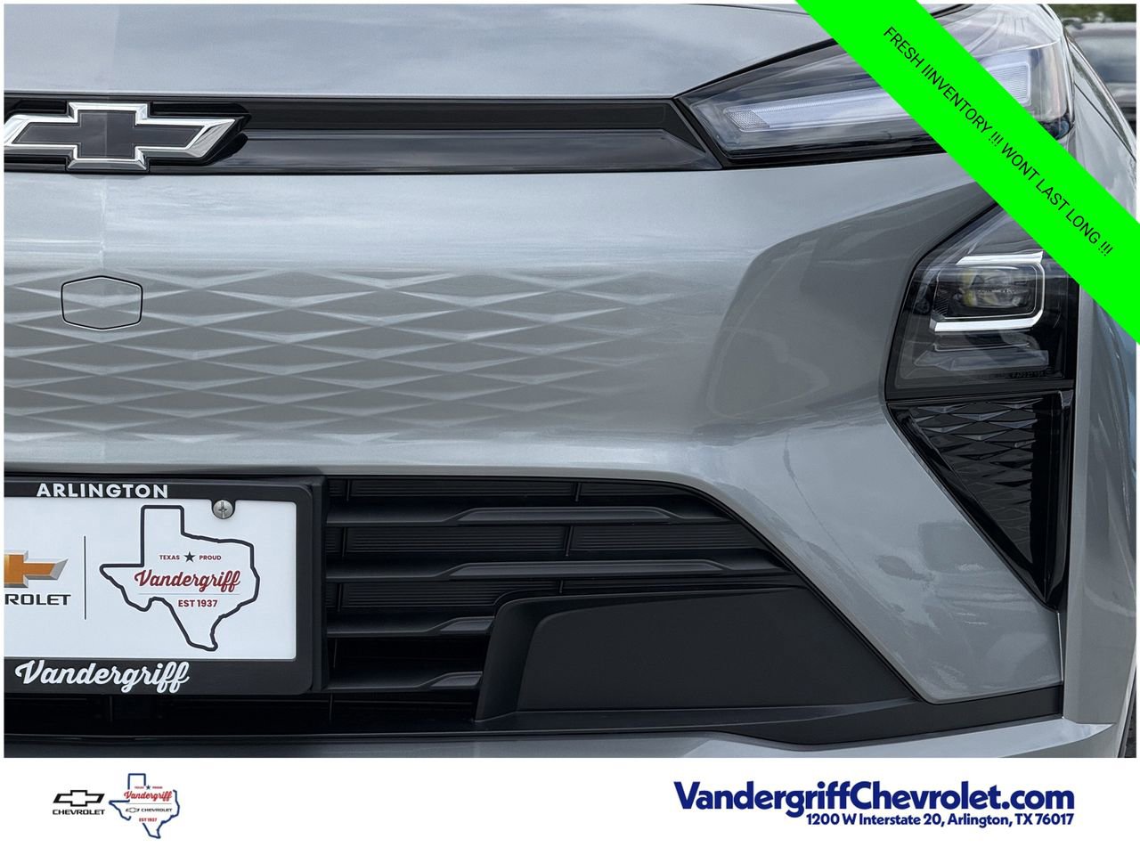 2027 Chevrolet Bolt LT - Photo 8