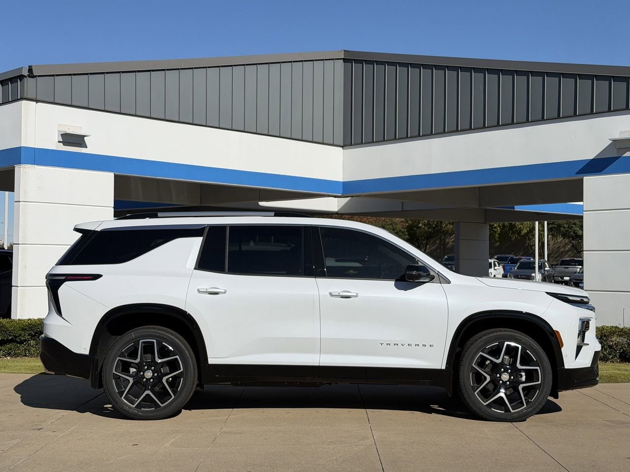 2026 Chevrolet Traverse High Country - Photo 3