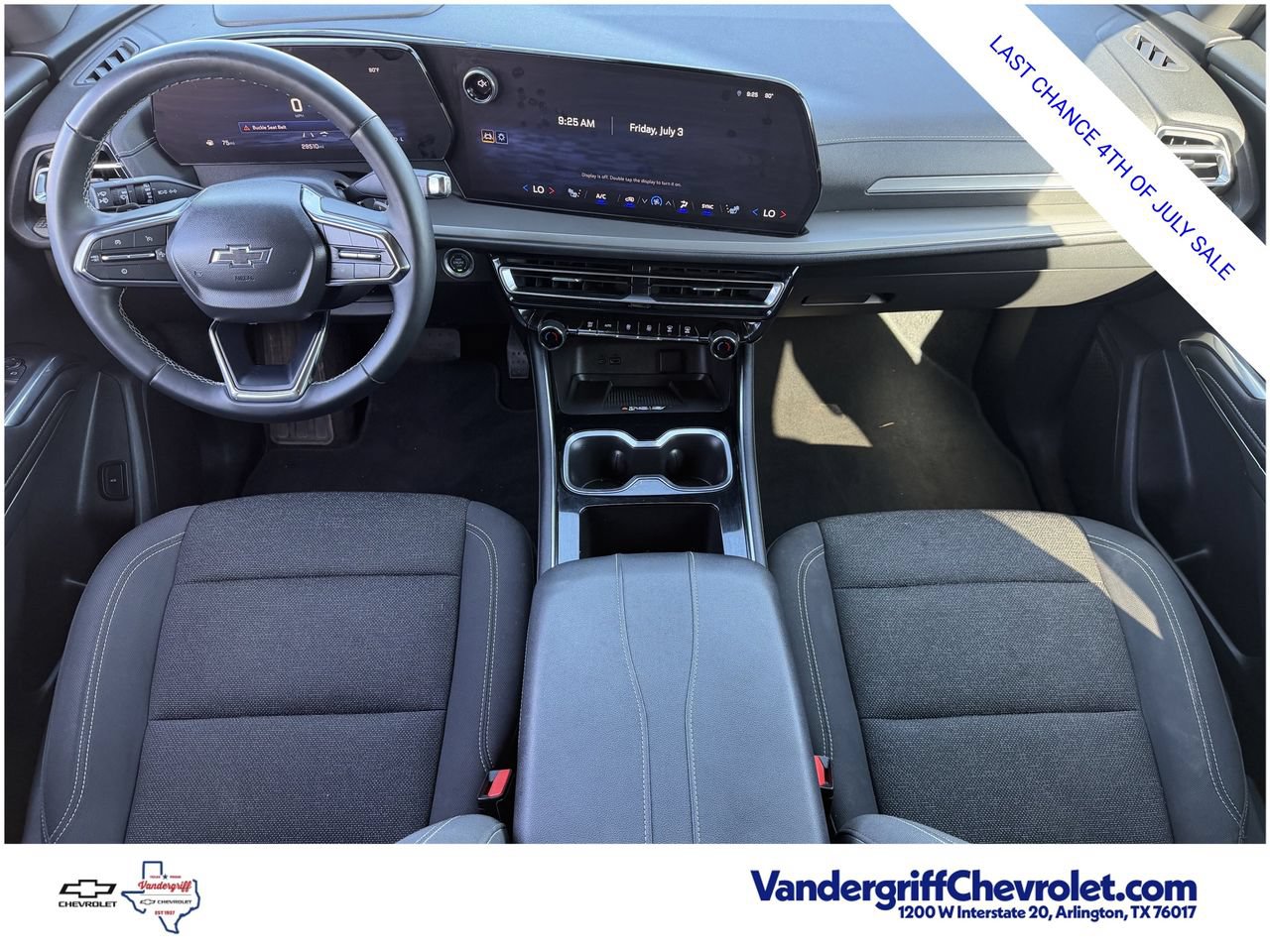 2025 Chevrolet Traverse LT - Photo 10