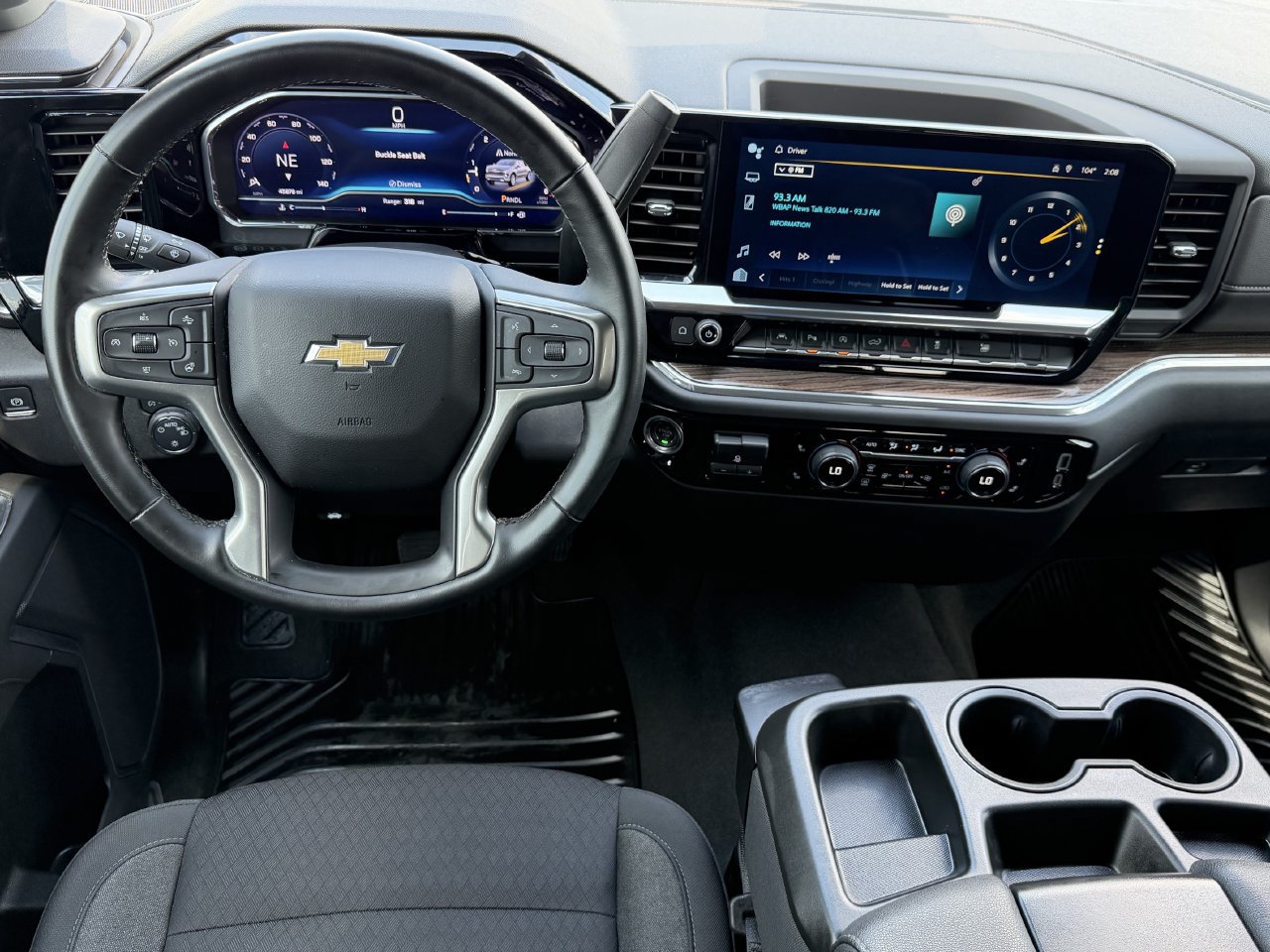 2024 Chevrolet Silverado 1500 LT - Photo 10