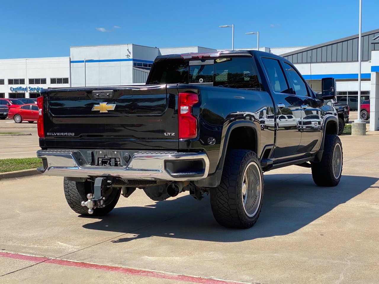 2022 Chevrolet Silverado 2500HD LTZ photo 2