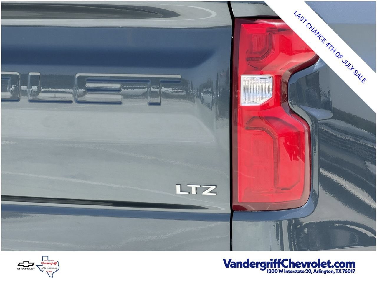 2021 Chevrolet Silverado 1500 LTZ - Photo 7