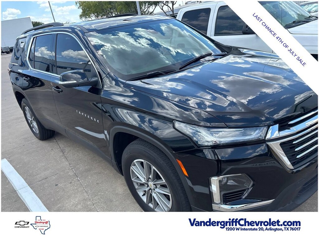 Used 2022 Chevrolet Traverse LT Cloth SUV