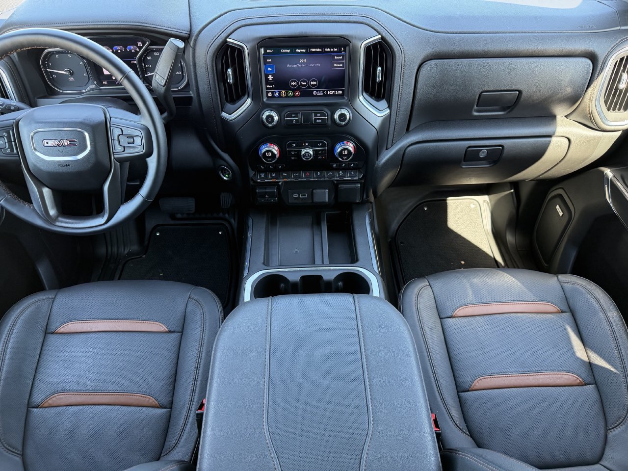 2023 GMC Sierra 3500HD AT4 - Photo 9