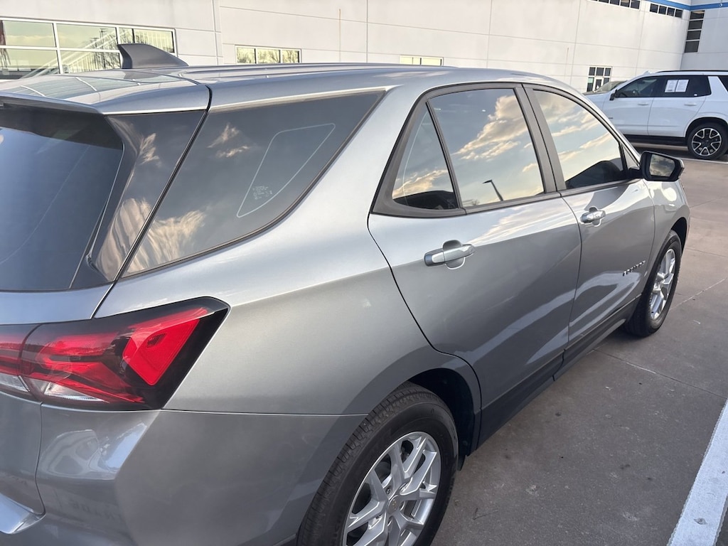 Used 2024 Chevrolet Equinox LS SUV