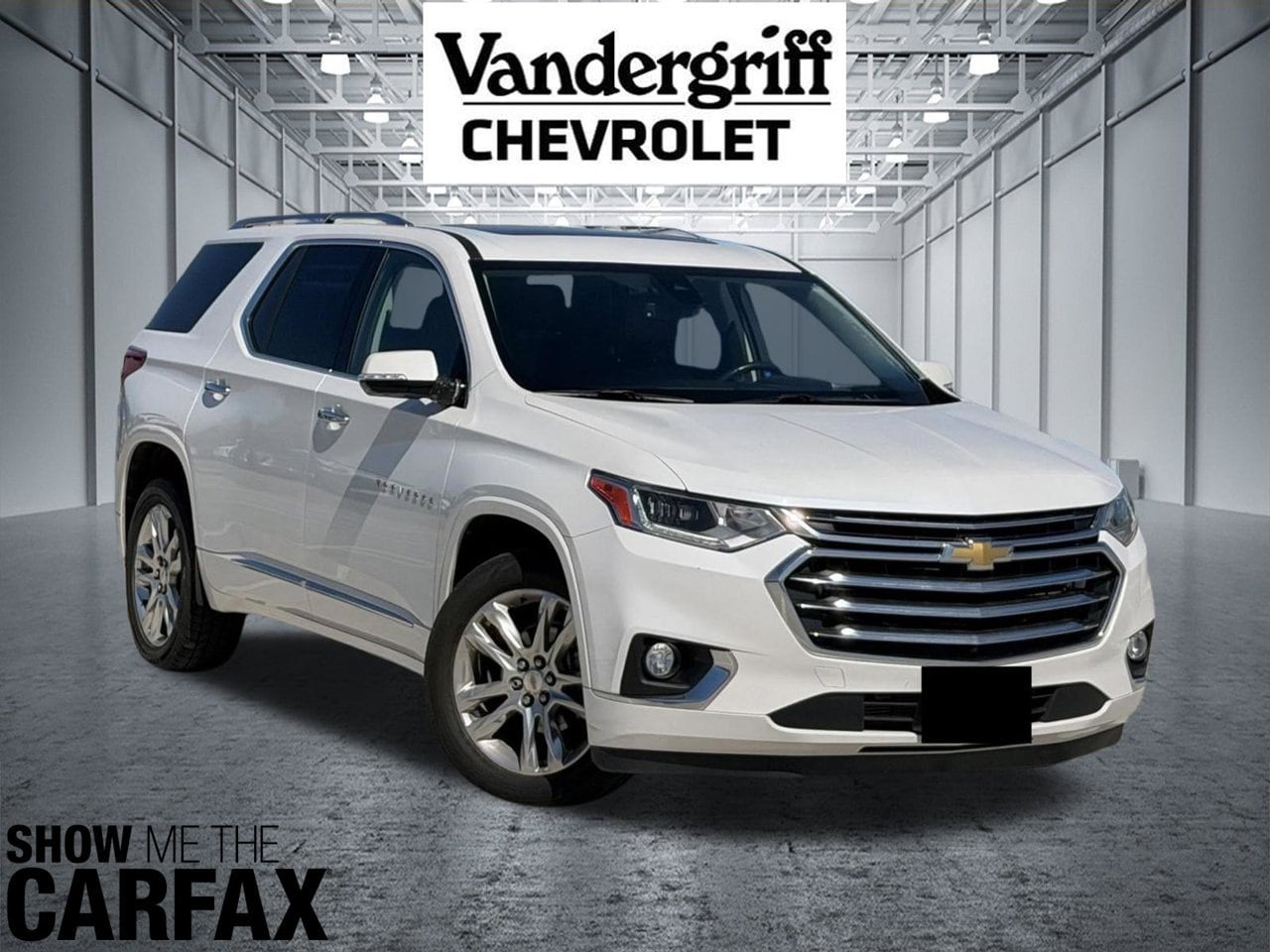 White (Iridescent Pearl Tricoat) 2018 Chevrolet Traverse SUV / Crossover Four-Wheel Drive Automatic
