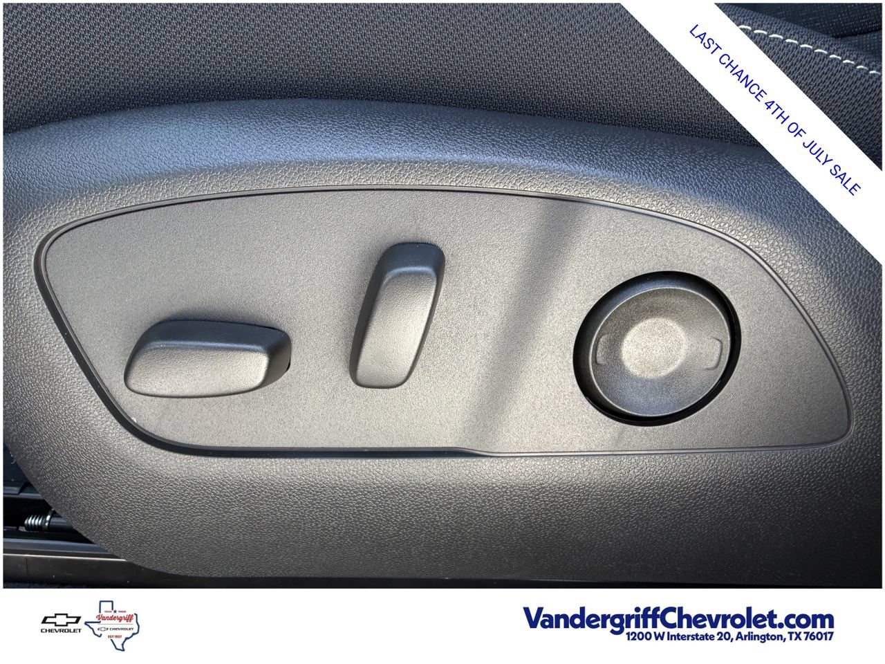 2026 Chevrolet Traverse LT - Photo 22