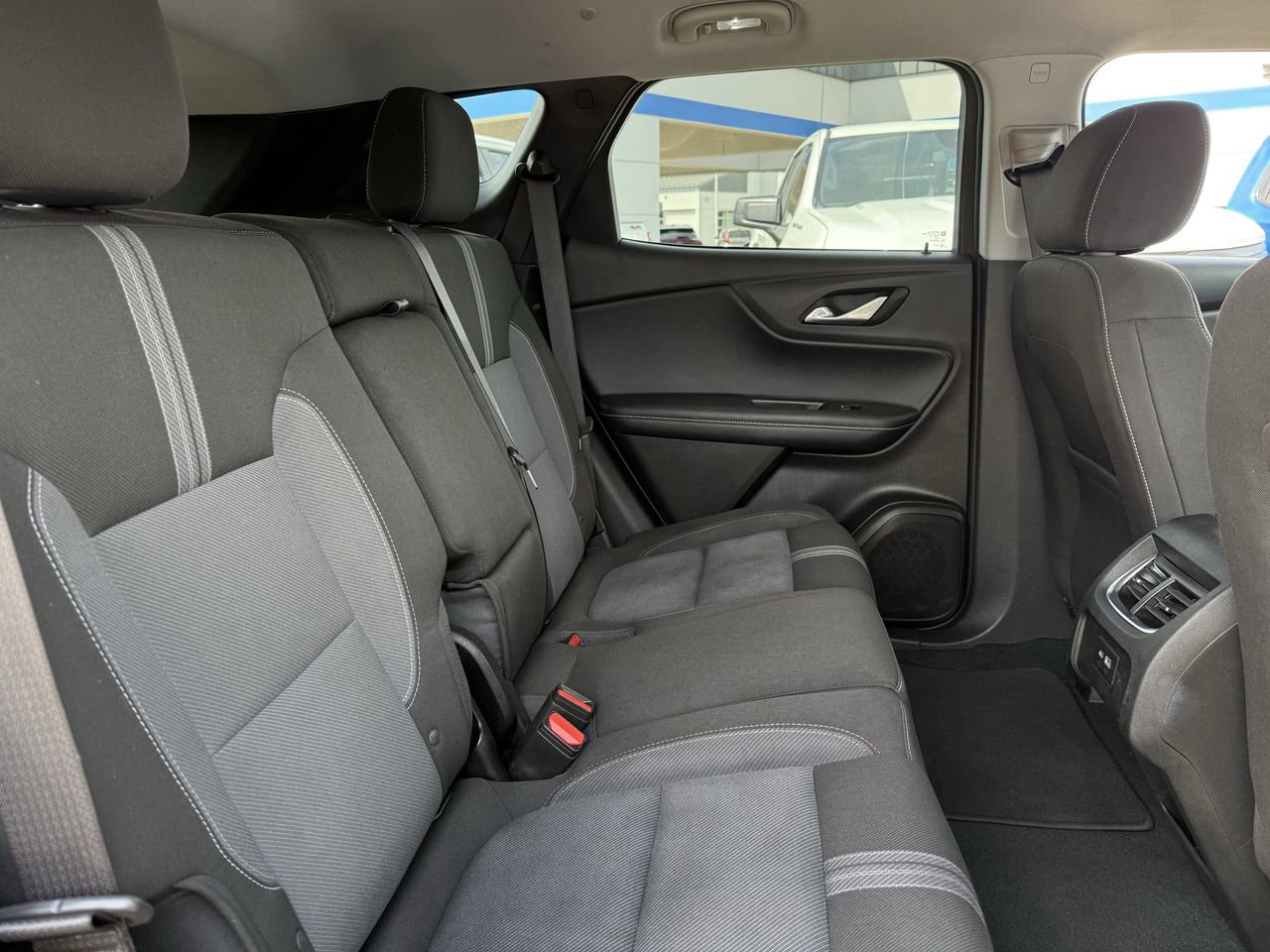 2024 Chevrolet Blazer 2LT - Photo 24