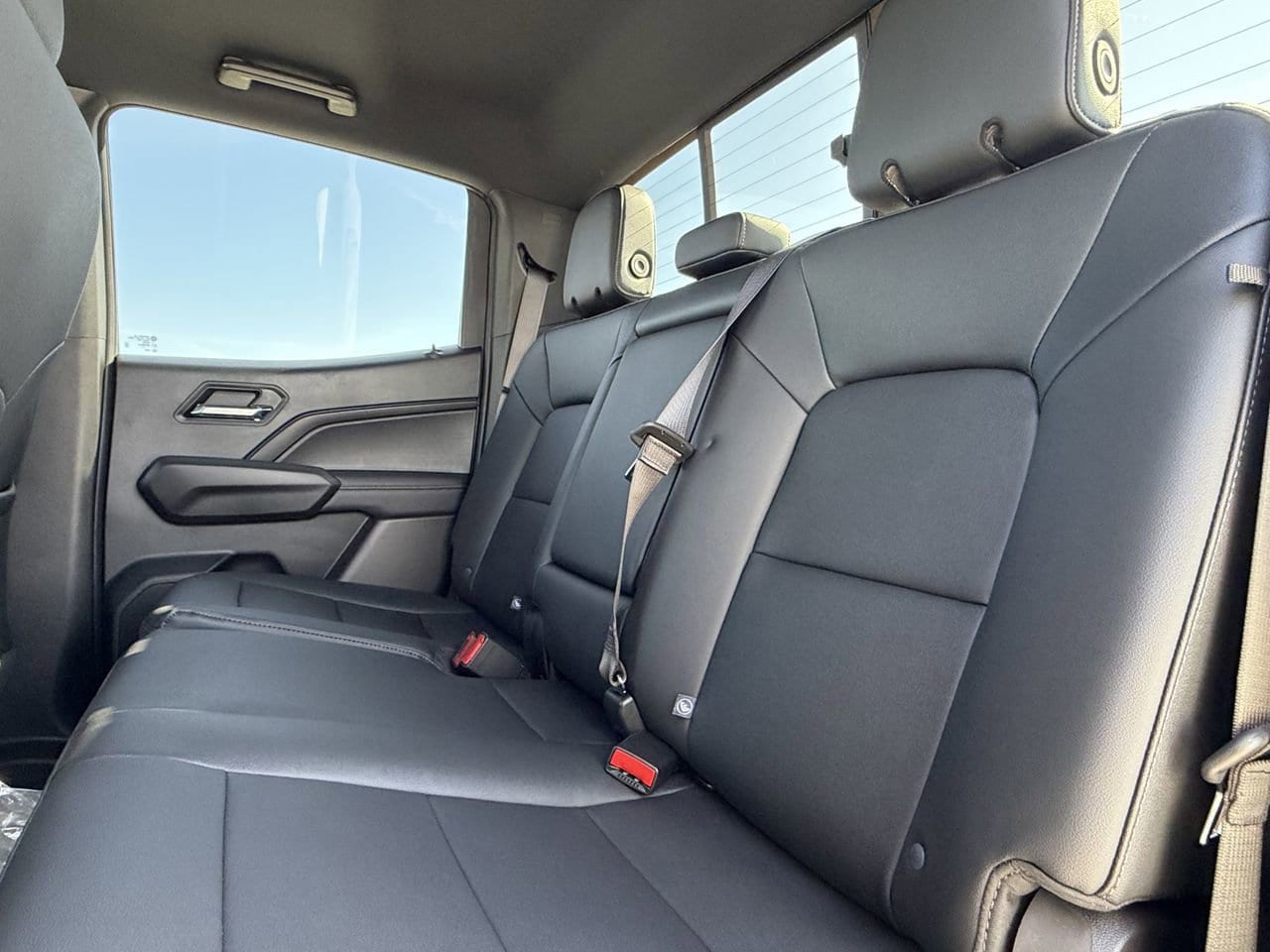 2026 Chevrolet Colorado LT - Photo 23