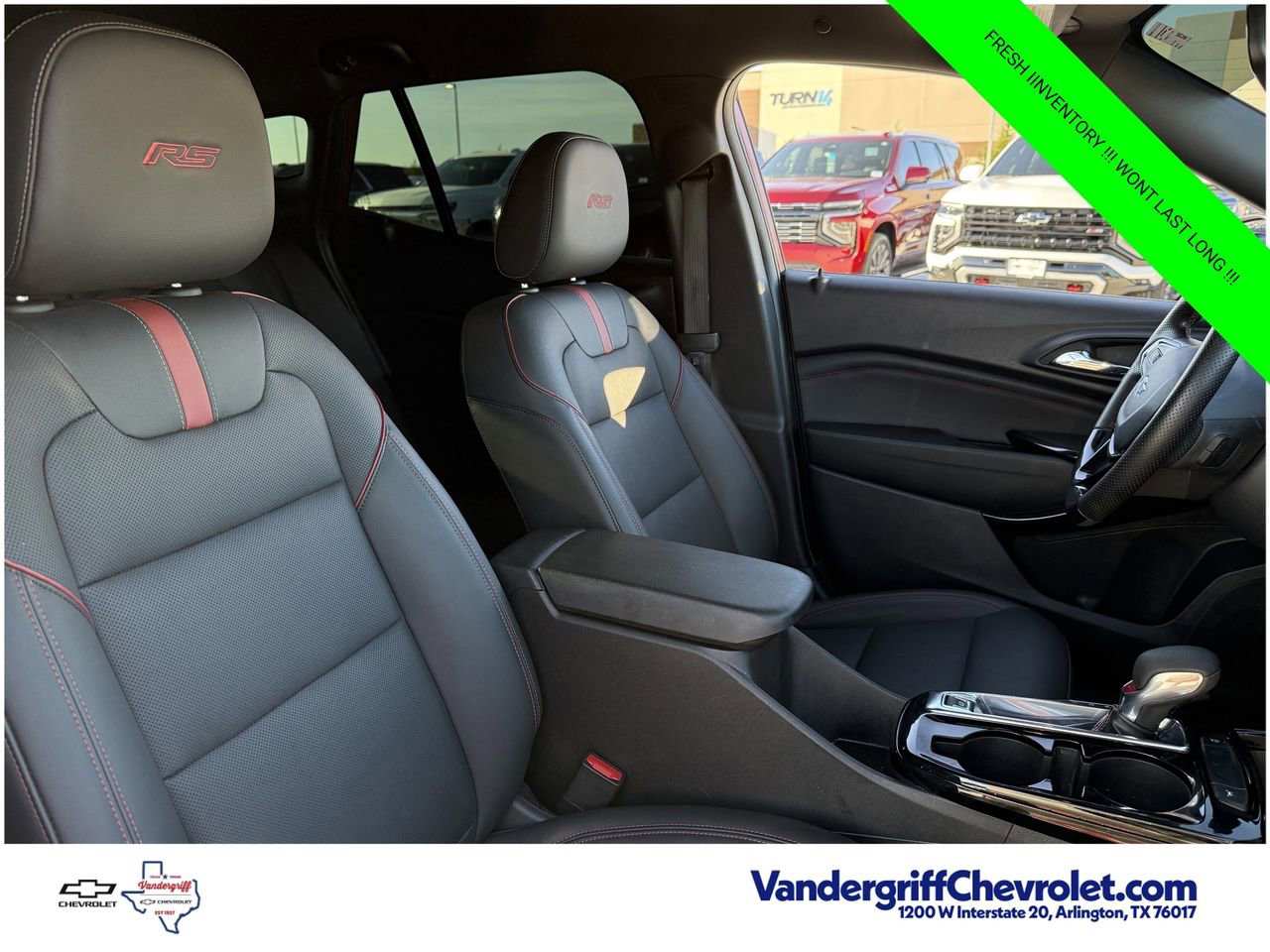 2024 Chevrolet Trax RS - Photo 21